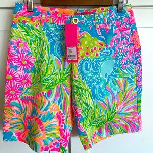 Lily Pulitzer lovers coral bay ave shorts size 2 BRAND NEW WITH TAGS
